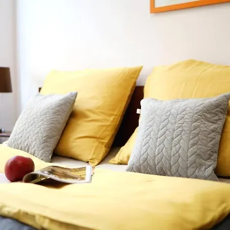 Batorego Cosy Апартаменты *